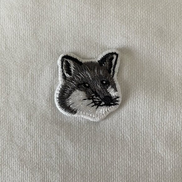 Maison Kitsune FOX HEAD PATCH CLASSIC SWEATSHIRT Men’s Size: XS White Flawed - Picture 4 of 12